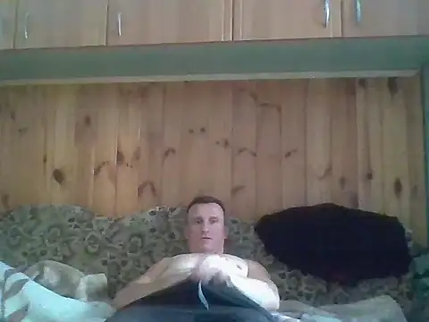 Snapshot of Maksymilian1 chatting on 06/20/26, 01:25 Maksymilian1 online show from 06/20/26, 01:25