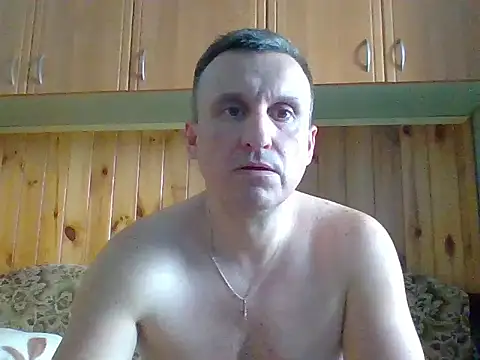 Snapshot of Maksymilian1 chatting on 06/26/26, 11:58 Maksymilian1 online show from 06/26/26, 11:58