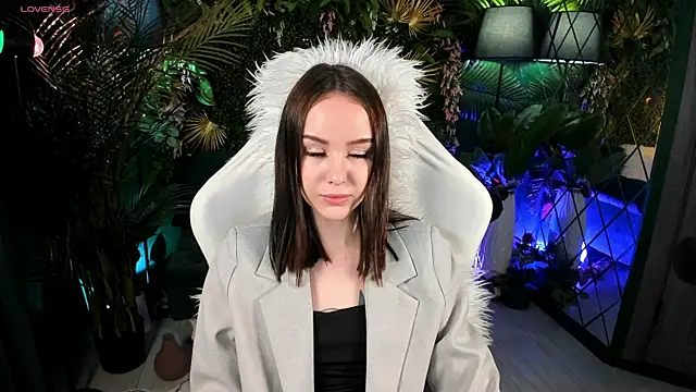 MarySparkle online show from 11/14/25, 03:38