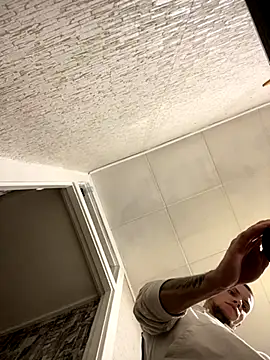 Snapshot of PUER4IK chatting on 10/20/25, 04:40 PUER4IK online show from 10/20/25, 04:40