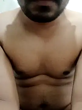 Snapshot of aarav_013 chatting on 03/08/26, 09:13 aarav 013 online show from 03/08/26, 09:13