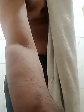 Snapshot of aarav_013 chatting on 03/12/26, 05:02 aarav 013 online show from 03/12/26, 05:02