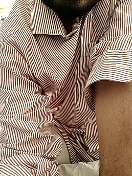 Snapshot of aarav_013 chatting on 04/09/26, 04:34 aarav 013 online show from 04/09/26, 04:34