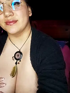 kittenFreyja  online show from 10/10/25, 10:31