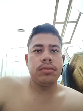 Snapshot of ModelledTread chatting on 02/01/26, 04:11 ModelledTread online show from 02/01/26, 04:11