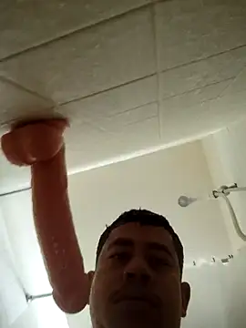 Snapshot of ModelledTread chatting on 02/20/26, 05:04 ModelledTread online show from 02/20/26, 05:04