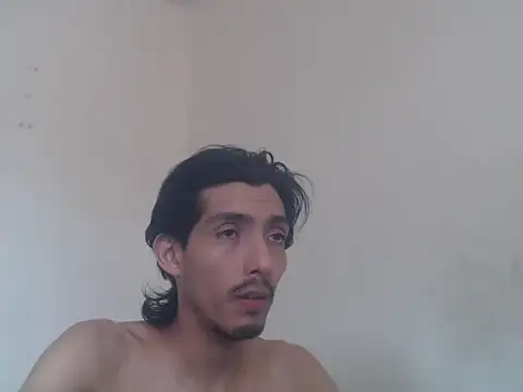 Snapshot of snackontime18 chatting on 06/06/26, 04:55 snackontime18 online show from 06/06/26, 04:55
