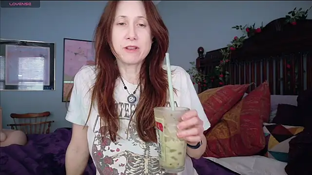 Snapshot of MommyGoddessL chatting on 03/02/26, 04:47 MommyGoddessL online show from 03/02/26, 04:47