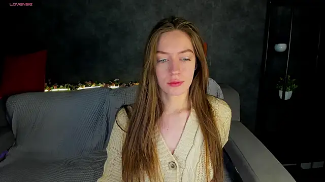 Agnes Wells online show from 04/28/26, 01:04