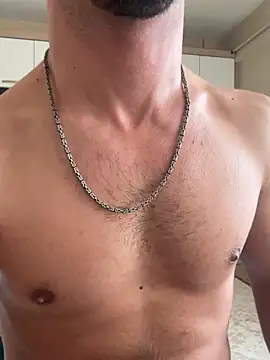 Snapshot of LUKADDES chatting on 03/27/26, 11:10 LUKADDES online show from 03/27/26, 11:10