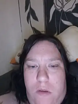 Feuchtekitty92xh online show from 10/13/25, 05:13