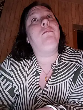 Snapshot of Feuchtekitty92@xh chatting on 11/26/25, 06:31 Feuchtekitty92xh online show from 11/26/25, 06:31