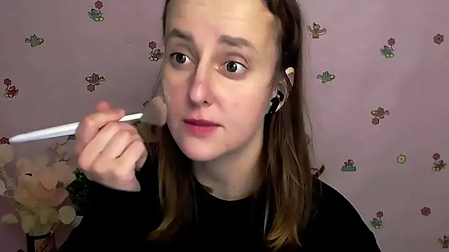 Snapshot of FeelMe__ chatting on 10/17/25, 06:16 FeelMe online show from 10/17/25, 06:16