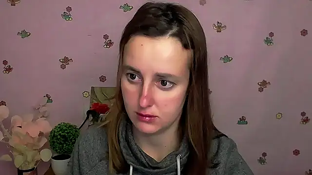 Snapshot of FeelMe__ chatting on 10/18/25, 06:05 FeelMe online show from 10/18/25, 06:05