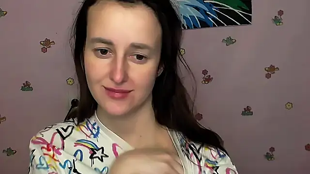 Snapshot of FeelMe__ chatting on 11/17/25, 10:21 FeelMe online show from 11/17/25, 10:21