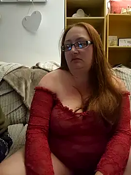 Snapshot of Luscious-LucyXX chatting on 04/28/26, 07:52 Luscious-LucyXX online show from 04/28/26, 07:52