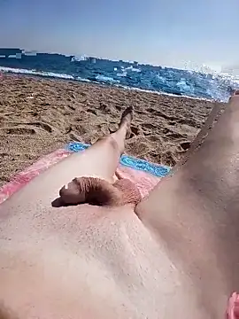 kellyts29 online show from 09/15/25, 09:42