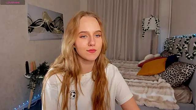 Casey Sweeet online show from 04/01/26, 03:31