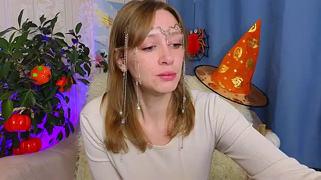 Snapshot of evashiny_ chatting on 10/27/25, 03:54 evashiny online show from 10/27/25, 03:54