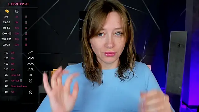 Snapshot of evashiny_ chatting on 11/29/25, 03:09 evashiny online show from 11/29/25, 03:09