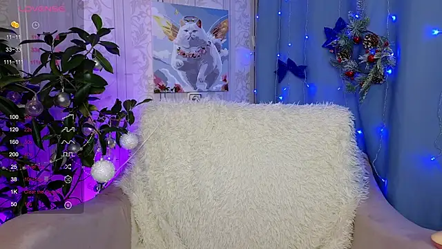 Snapshot of evashiny_ chatting on 12/22/25, 03:03 evashiny online show from 12/22/25, 03:03