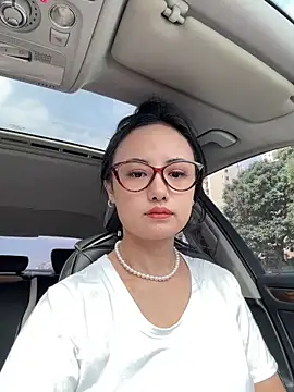 Snapshot of wen521 chatting on 09/14/25, 02:33 wen521 online show from 09/14/25, 02:33