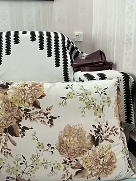 Snapshot of wen521 chatting on 12/15/25, 01:32 wen521 online show from 12/15/25, 01:32