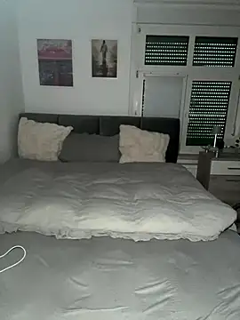 Snapshot of _Lilly_angel chatting on 09/11/25, 05:13 Lilly angel online show from 09/11/25, 05:13