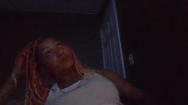 Flossee online show from 09/20/25, 09:32