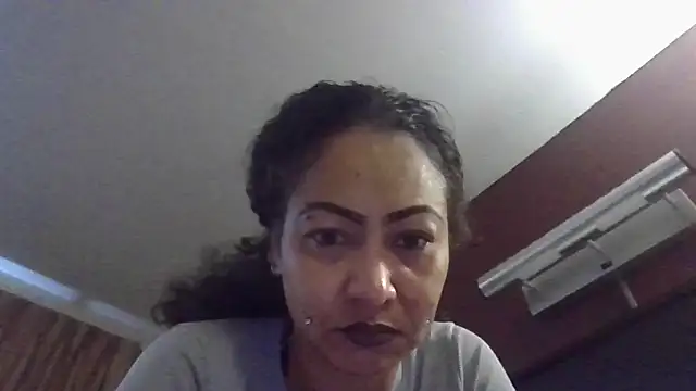 Flossee online show from 10/03/25, 10:45