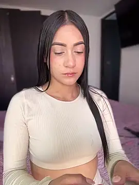 isabela l online show from 05/09/26, 07:41
