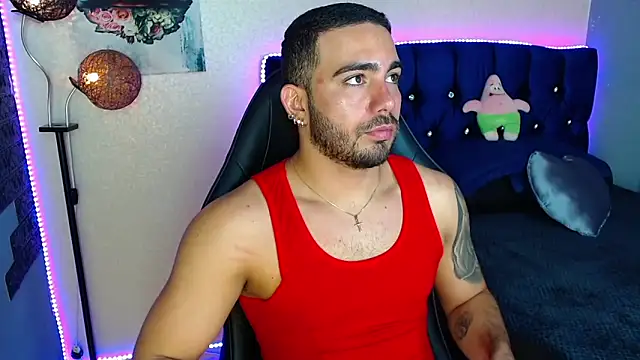 Snapshot of adamhairy chatting on 05/16/26, 07:34 adamhairy online show from 05/16/26, 07:34