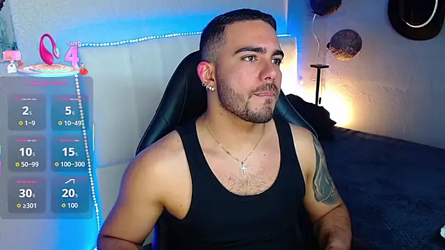 Snapshot of adamhairy chatting on 06/07/26, 09:29 adamhairy online show from 06/07/26, 09:29
