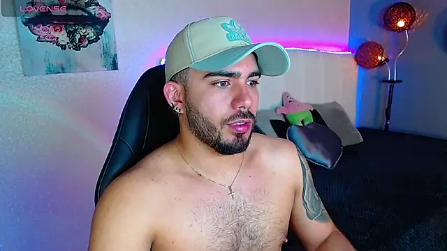 Snapshot of adamhairy chatting on 07/18/26, 08:23 adamhairy online show from 07/18/26, 08:23