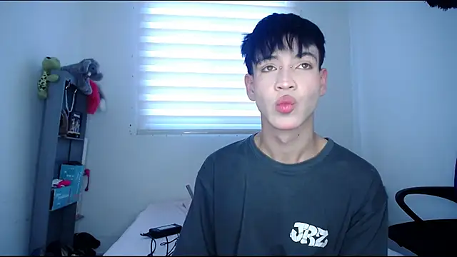 lucky stricke online show from 09/25/25, 08:23