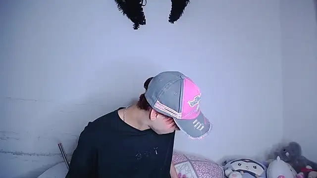 Snapshot of lucky_stricke chatting on 01/17/26, 07:02 lucky stricke online show from 01/17/26, 07:02