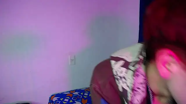 Snapshot of lucky_stricke chatting on 03/25/26, 02:50 lucky stricke online show from 03/25/26, 02:50