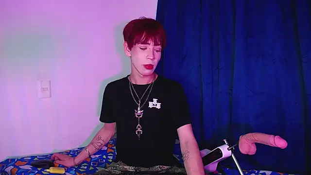 Snapshot of lucky_stricke chatting on 03/26/26, 04:40 lucky stricke online show from 03/26/26, 04:40