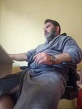 Snapshot of Nesch82 chatting on 03/03/26, 07:25 Nesch82 online show from 03/03/26, 07:25