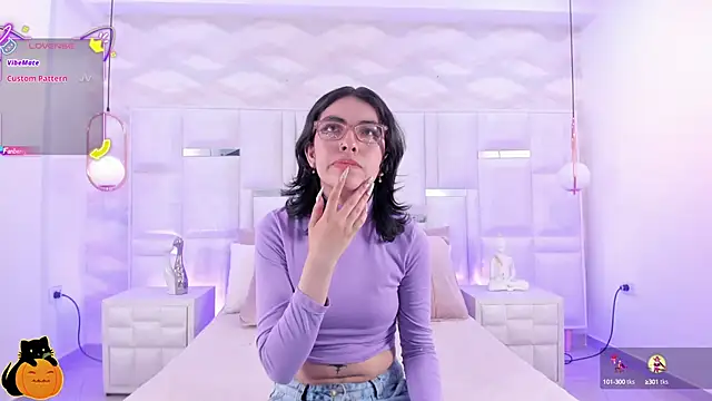 Im Molly Angel online show from 10/09/25, 08:29