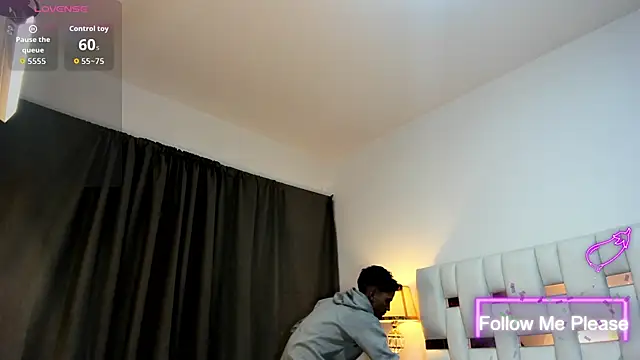 nextboywell1 online show from 04/03/26, 03:15