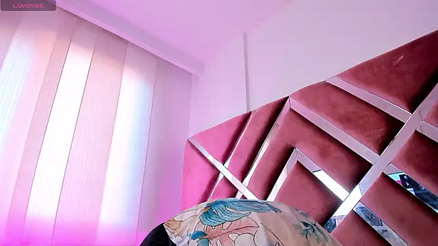  jasmine blush online show from 03/15/26, 12:55