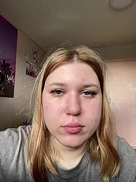 Snapshot of Kemeli008 chatting on 09/18/25, 09:11 Kemeli008 online show from 09/18/25, 09:11