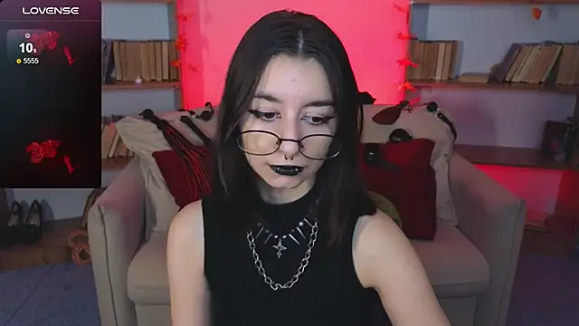 Mistress  Marcelline online show from 09/19/25, 10:05