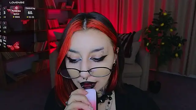 Mistress  Marcelline online show from 05/28/26, 02:09