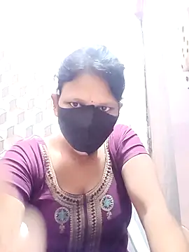 Snapshot of varnika chatting on 09/13/25, 08:47 varnika online show from 09/13/25, 08:47