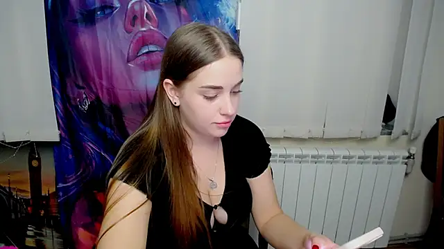  MillaDellf  online show from 10/13/25, 10:59