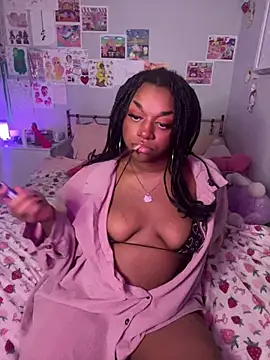 XKimmyGreen online show from 03/23/26, 06:06