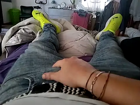 bimbomonello online show from 10/19/25, 08:48