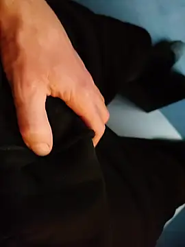 Snapshot of MyDick4You666 chatting on 10/28/25, 08:18 MyDick4You666 online show from 10/28/25, 08:18